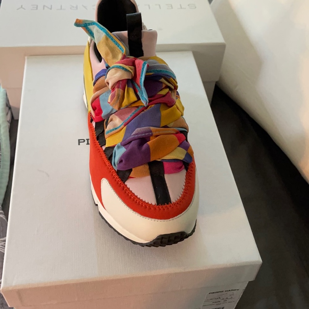 Pierre Hardy! Size 39!